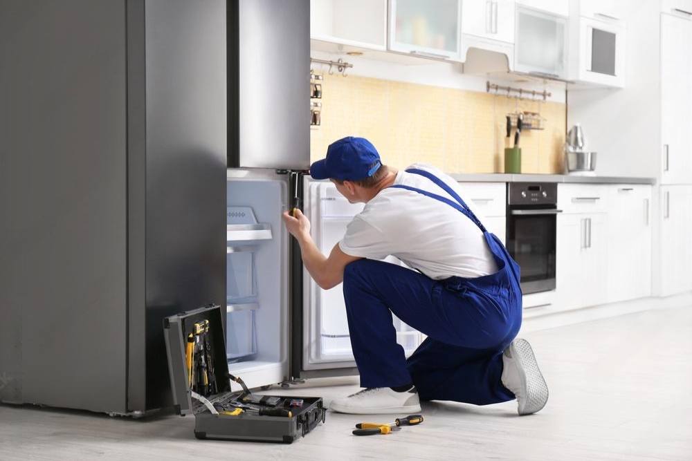 Refrigerator repair